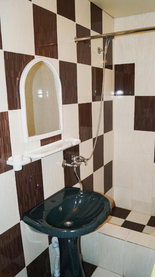 Гостевой Дом Ирина Hotel Soechoemi Buitenkant foto